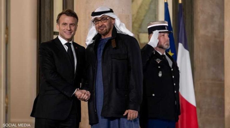 الشيخ محمد بن زايد يلتقي ماكرون في باريس