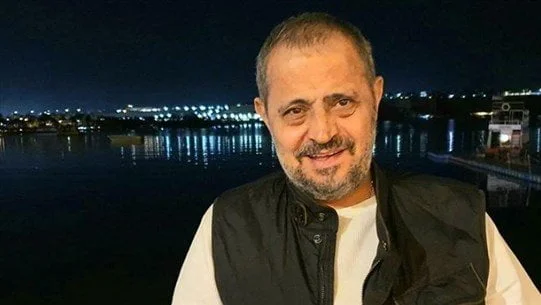 فنان معروف يعتذر من سلطان الطرب لهذا السبب!