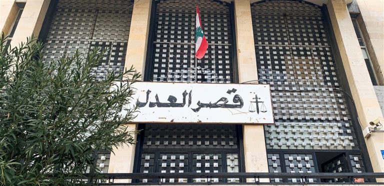 إختلاس أموال.. قرار قضائي بـ”ملاحقة رئيس بلدية”!