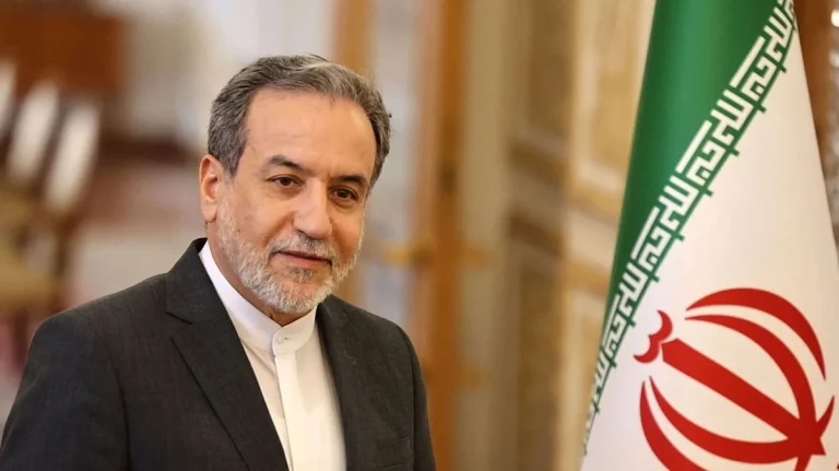 “رسائل متضاربة”… عراقجي: مواقفنا في المحادثات ثابتة ومبدئية