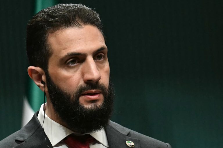 الشرع يُلغِي قرارًا حرم 91 ألف سوري من أصولهم! (صورة)