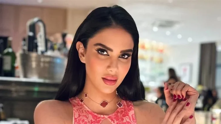 أول تعليق من الإعلامية أحلام العجارمة على شائعات جمعها بين زوجين