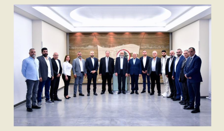 جعجع استقبل المجلس البلدي المنتخب في غبالة