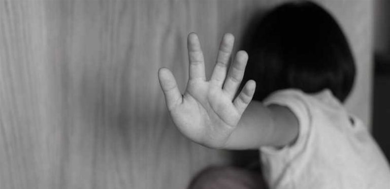 في الجنوب.. “صراخ” ينقذ طفلة والمتهم “والدها”