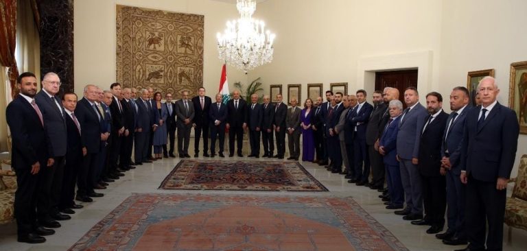 الرئيس عون أمام وفد جمعية تجار بيروت:عازمون على مكافحة الفساد والقطار على السكة الصحيحة