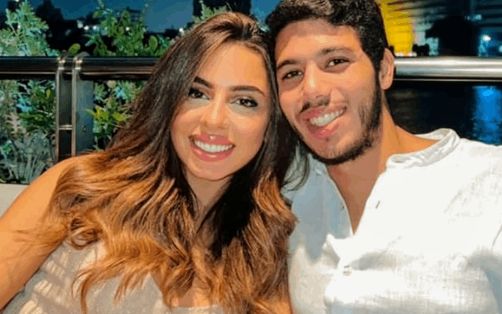 من هي “العروس” التي خطفت قلب حفيد “الزعيم” عادل إمام؟