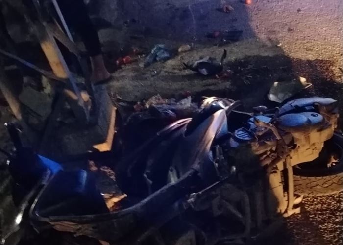 حادث سير مروّع يُودي بحياة شاب ويُصيب آخر بجروح خطيرة