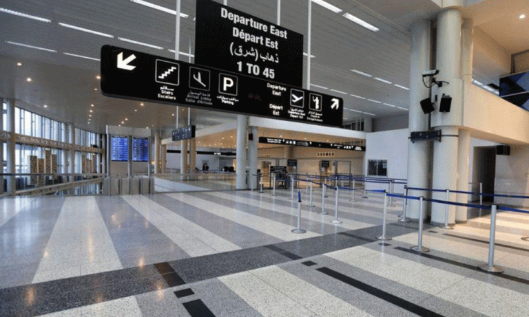 ما سبب توقف أحزمة نقل الحقائب في المطار؟,