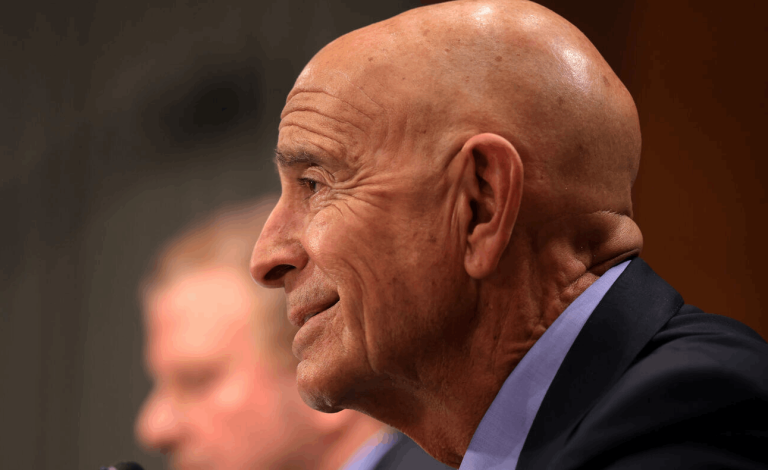 باراك يفتح نافذة حوار في لبنان: دعم أميركي شامل والورقة اللبنانية تتقدم