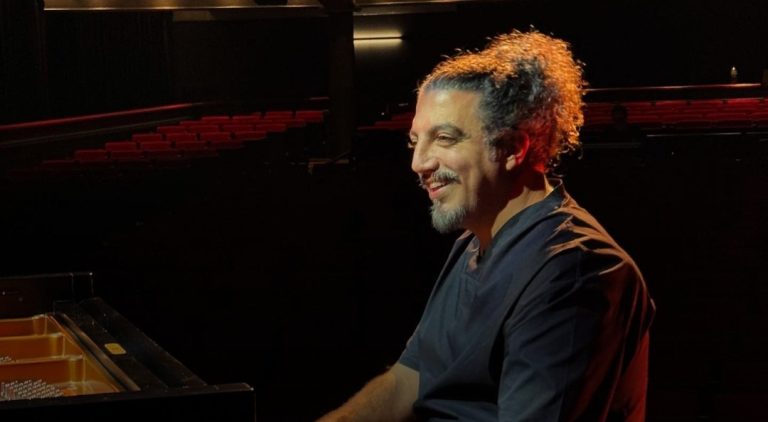 ألِف أبي سعد يُعيد إحياء Morning Mist في حفل افتتاح مغارة جعيتا