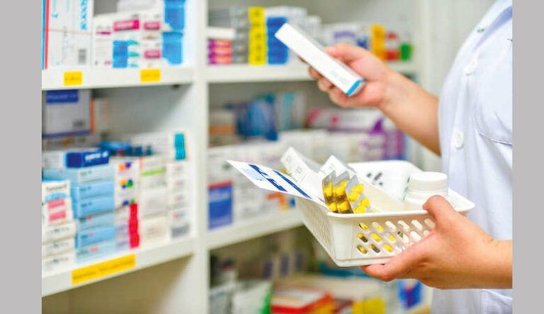 تكشف ارتفاع الكوليسترول.. انتبهوا من هذه العلامة في كاحل القدم