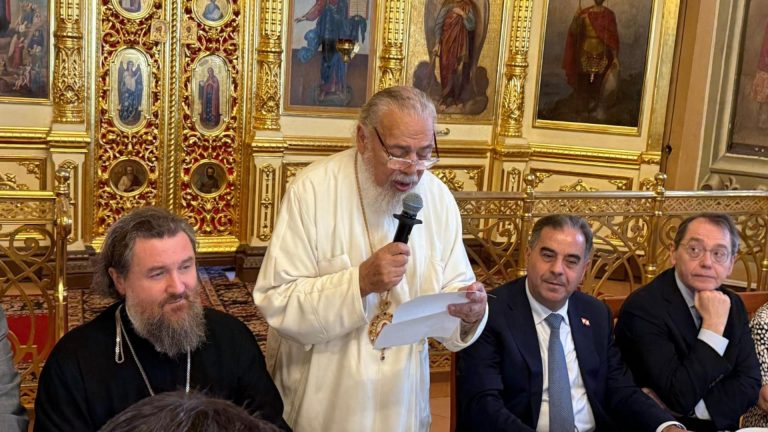 “وسام الصداقة”