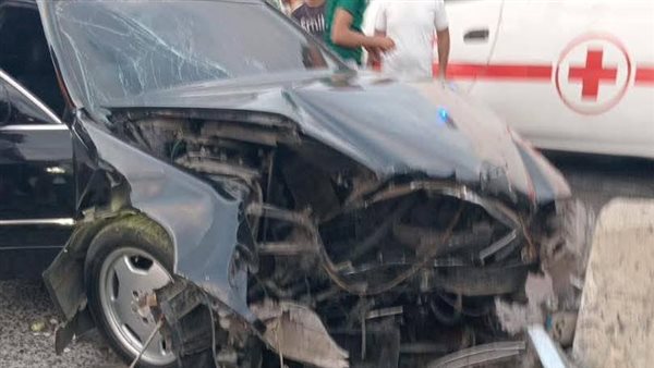 بالصور: حادث سير مروع خلال مرور موكب عرس.. إصابة العريس والعروس