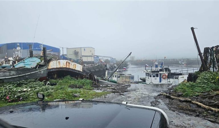 تحذير من هزات ارتدادية قوية بعد زلزال روسيا