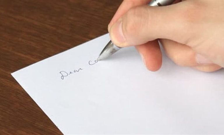 نجم يثير قلق متابعيه برسالة مؤثرة.. ماذا جاء فيها؟