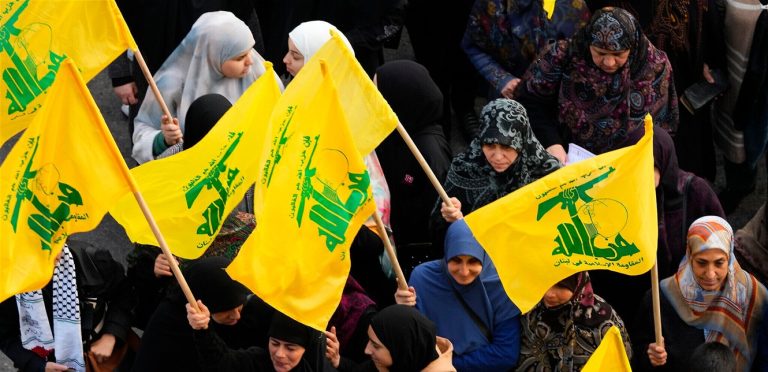 “الحرب تقترب”.. ماذا تبلغ “حزب الله”؟ مسؤول إسرائيلي سابق يتحدث