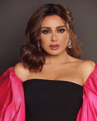 تدهور مفاجئ في حالة أنغام الصحية ونقلها إلى غرفة العزل بألمانيا