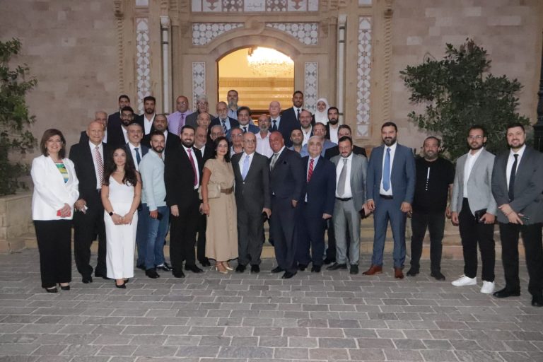 وفد “جمعية “بيروت منارتي” في السرايا مروان سلام: رئاسة الحكومة ليست موقعا مستباحا أو مجالا للمساومة