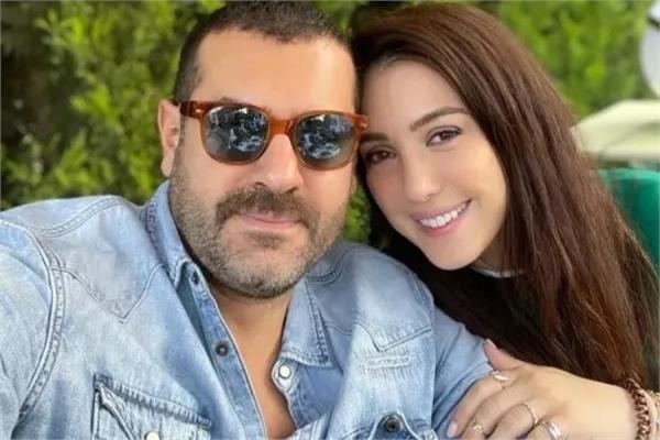 ظهور مفاجئ لكندة علوش مع عمرو يوسف في حفل عمرو دياب ينفي شائعات الطلاق