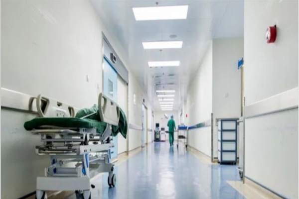 8 أعراض إذا شعرت بها.. اذهب للطوارئ فورا