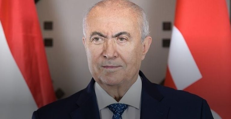 مخزومي نوّه بمواقف دريان الوطنية