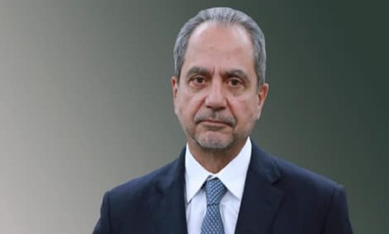 أول ناقلة نفط كويتية ترسو في مياهنا.. والصدّي: شكرًا