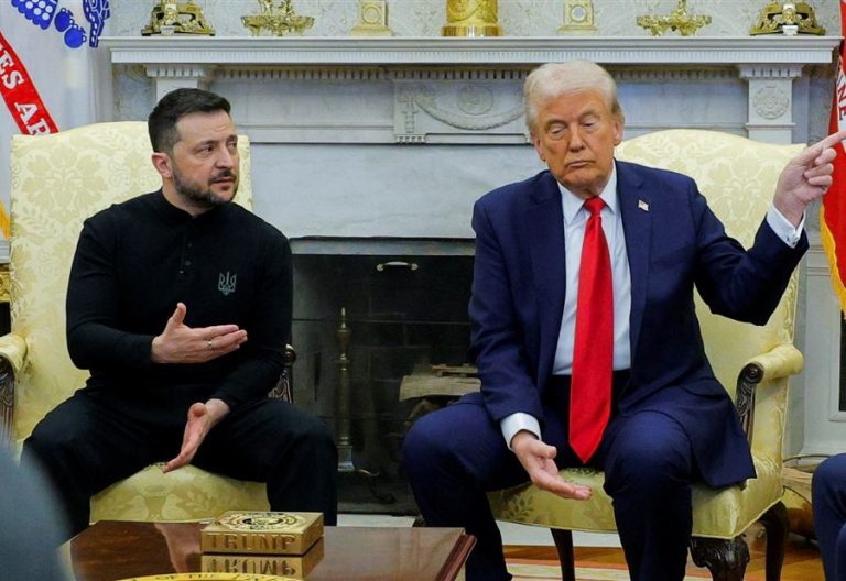 توتر متصاعد بين ترامب وزيلينسكي عشية قمة ألاسكا