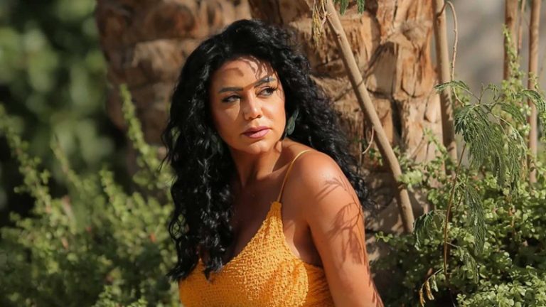 رانيا يوسف تدخل القفص الذهبي (صور)