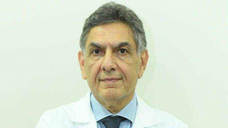 نقيب أطباء بيروت يبحث مع المدير العام للضمان الاجتماعي تخفيض غرامات الأطباء ورفع تعويضاتهم