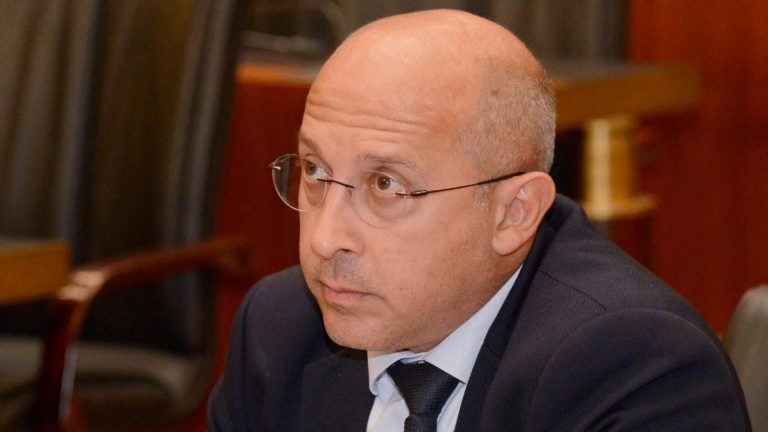 ألان عون استراتيجية رئيس الجمهورية تقوم على التفاهم لا الصدام وحصر السلاح بات في المرحلة العملية