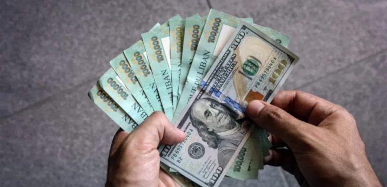 “دولارات جديدة” تدخل سوق لبنان