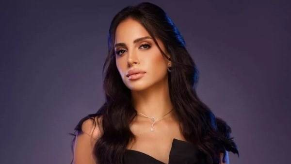 آمال ماهر تعلق على لقب “صوت مصر” بعد منافستها شيرين وأنغام