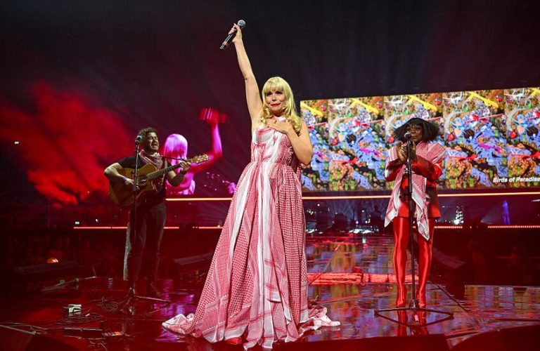 نجوم عالميون يطلقون دعوات عاجلة لدعم فلسطين خلال حفل “معا من أجل فلسطين” في لندن