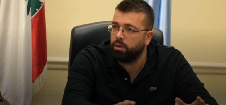 أحمد الحريري ينعى الرفاعي: سيبقى عملة دستورية نادرة