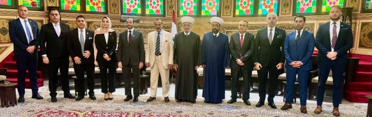 مفتي الجمهورية الشيخ عبد اللطيف دريان يستقبل رجل الأعمال خلف الحبتور