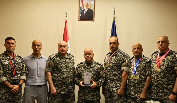 تكريم فريق الرياضة في المديرية العامة لأمن الدولة لنتائجهم المتميزة في السباقات الوطنية