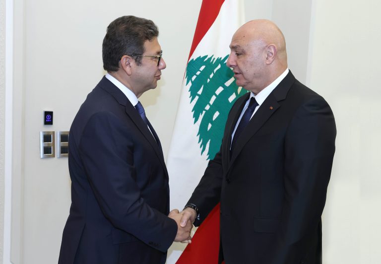 الرئيس عون يستقبل رئيس المخابرات المصرية وبحث معه الأوضاع في لبنان والمنطقة