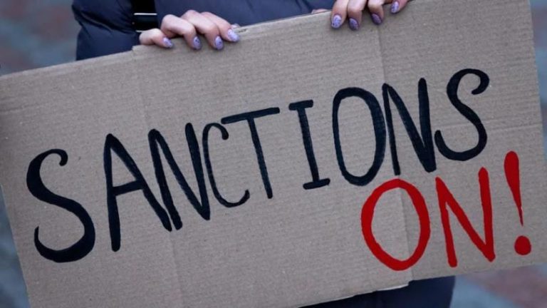 الأسماء ستشكل صدمة… لائحة عقوبات مالية قريباً