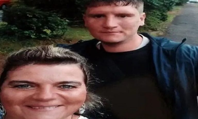 ذبابة قتلت الشاب أندرو