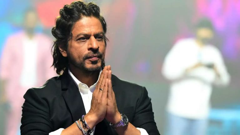 شاروخان ينضم إلى نادي المليارديرات لأول مرة