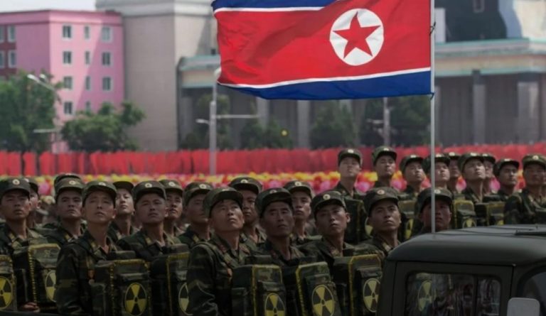 جندي من كوريا الشمالية ينشق… وهذا ما فعله