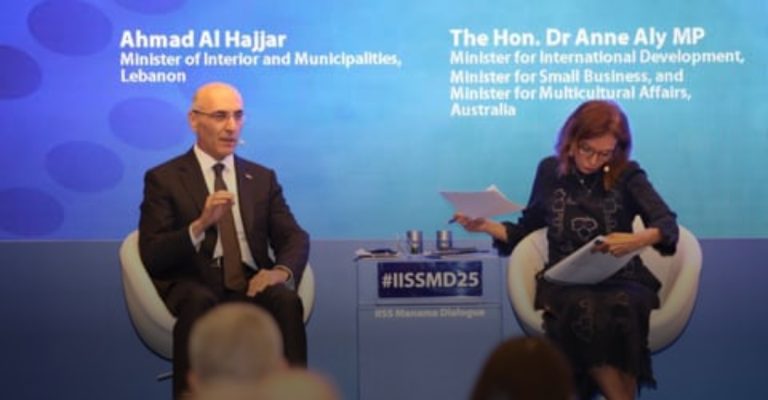 الحجار: أولويات الدولة في هذه المرحلة هي إعادة الإعمار