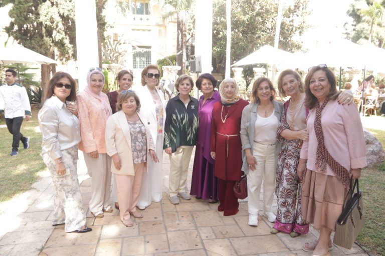 الدائرة النسائية في المركز الاسلامي وصبحية خيرية في قصر معوض