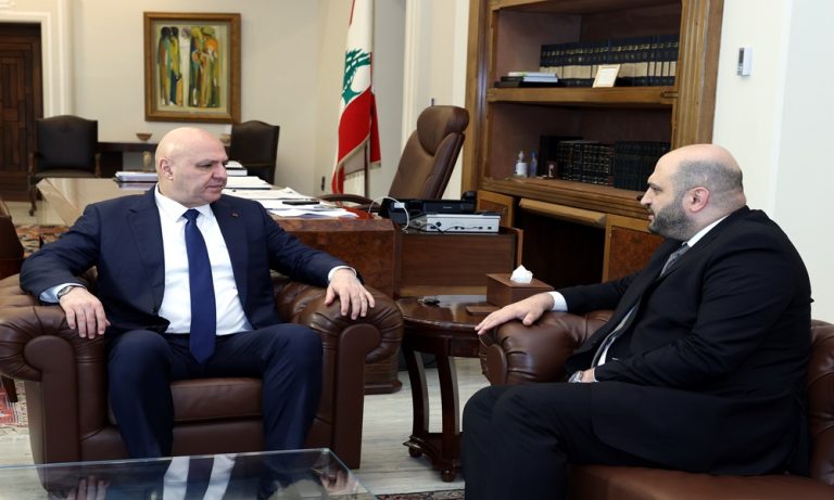 الرئيس جوزاف عون يطلع من وزير الصحة على نتائج زيارته إلى قطر