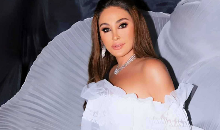 إليسا تحسم الجدل حول علاقتها بوائل كفوري