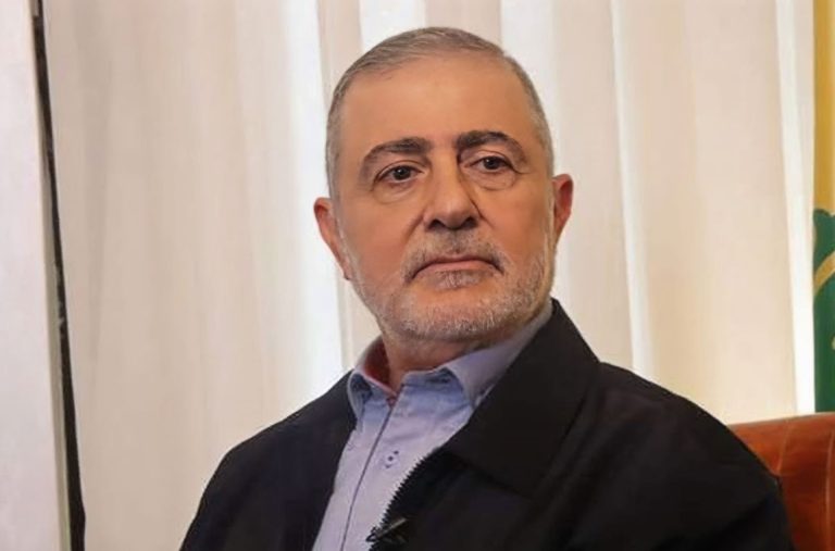 وفيق صفا حديث التواصل الاجتماعي.. وصادق: فرجونا قدي قوايا!