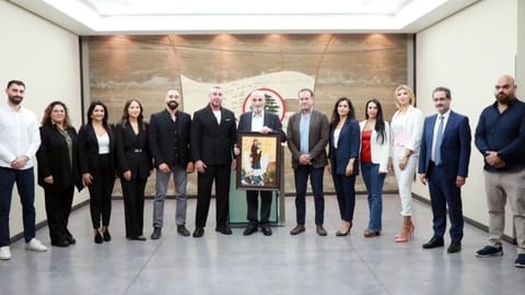 جعجع يلتقي مجلس بلدية حامات ويبحث شؤون البلدة واحتياجاتها في معراب