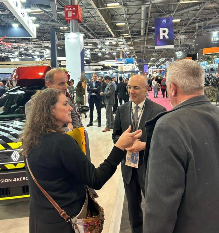 الحجار زار معرض Milipol Paris 2025 للاطلاع على أحدث تقنيات الأمن والدفاع