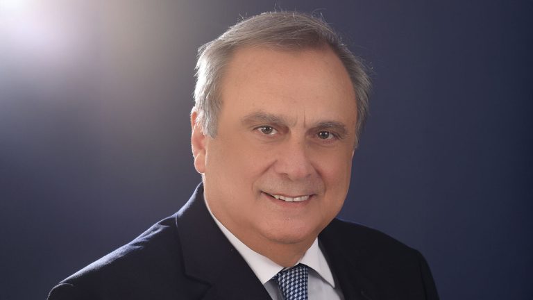 رئيس مصرف الإسكان يطالب بوزارة خاصة للإسكان لإنقاذ الشباب وتنسيق الجهود