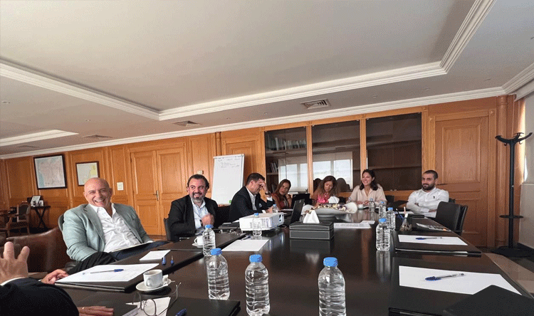 تغيير مكان جلوسك في العمل يرفع الإنتاجية 12%